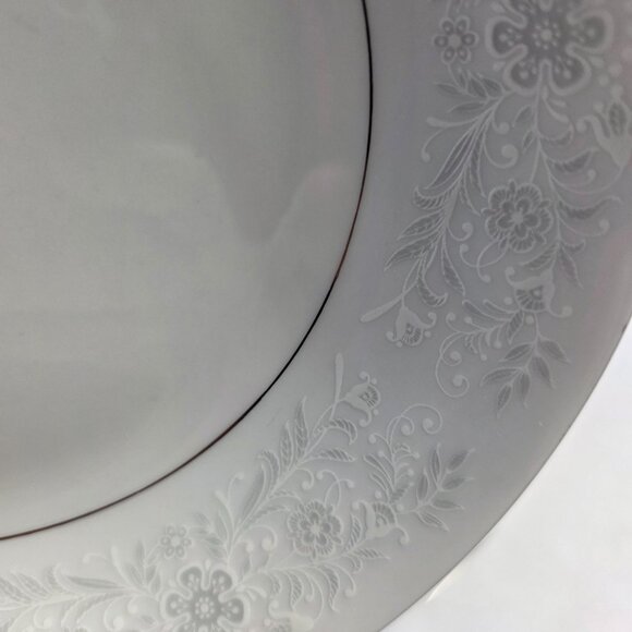TWO Crown Ming Queen's Lace Soup Bowls White Flowers Platinum Trim - Picture 8 of 16